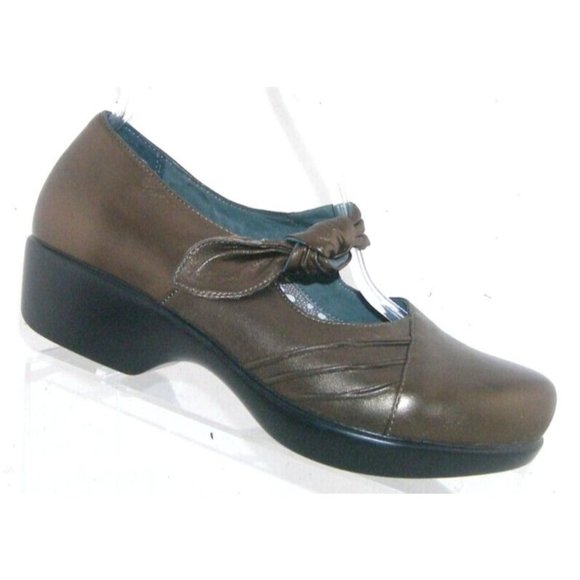 Dansko Ainsley bronze leather knot hook and loop mary jane clogs 8.5 EU 39 - Picture 1 of 11